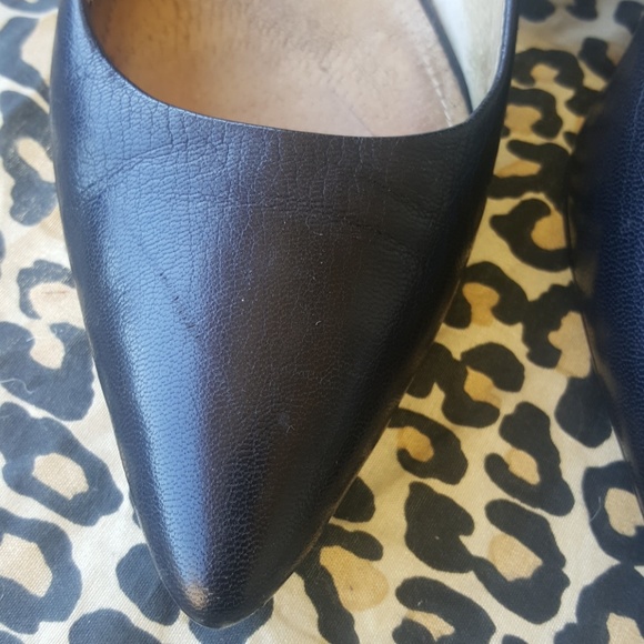 MICHAEL KORS Classic Black Heels - Size 9 1/2 - Picture 3 of 7